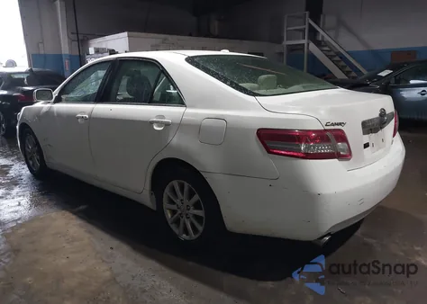 2011 Toyota Camry Xle V6 z USA, uszkodzony, nr VIN 4T1BK3EK2BU620340